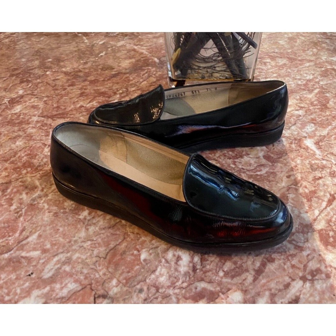 Ferragamo Women's Black Leather Slip On Low Wedge Flats 7.5b Euc! $350